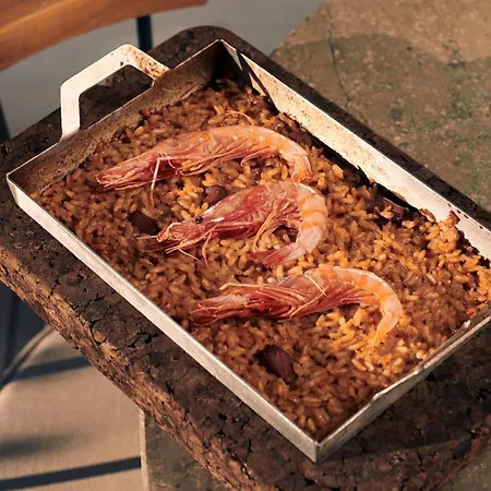 Sabatic Hotel, Autograph Collection 4* סיטגס