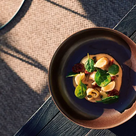 Sabatic Hotel, Autograph Collection