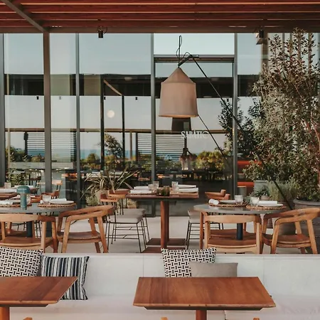 Sabatic Hotel, Autograph Collection