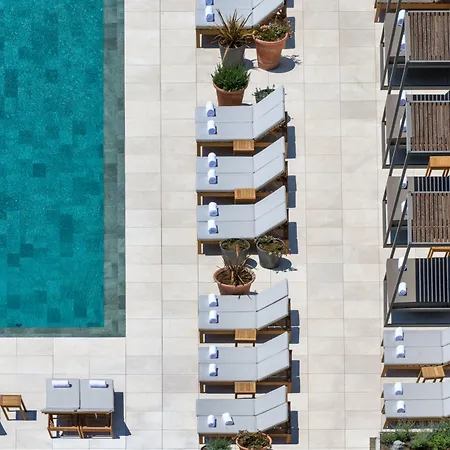 Sabatic Hotel, Autograph Collection 4*