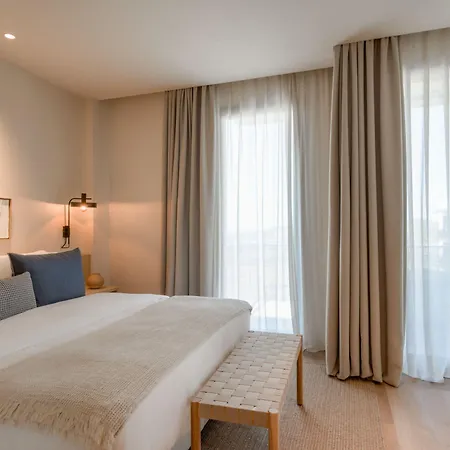 Sabatic Hotel, Autograph Collection