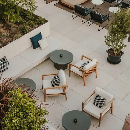 Sabatic Hotel, Autograph Collection