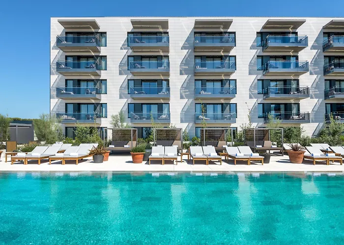 Sabatic Hotel, Autograph Collection Hotel 4*